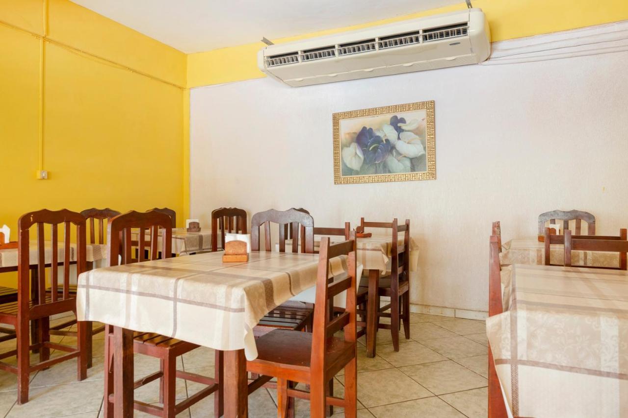Hotel Oyo Pousada Simone Itaboraí Exteriér fotografie